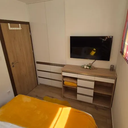 Tofeny Orsegi Vendeghaz *